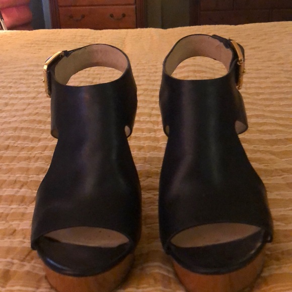 Michael/Michael Kors- Navy Blue Wedge - Picture 2 of 8